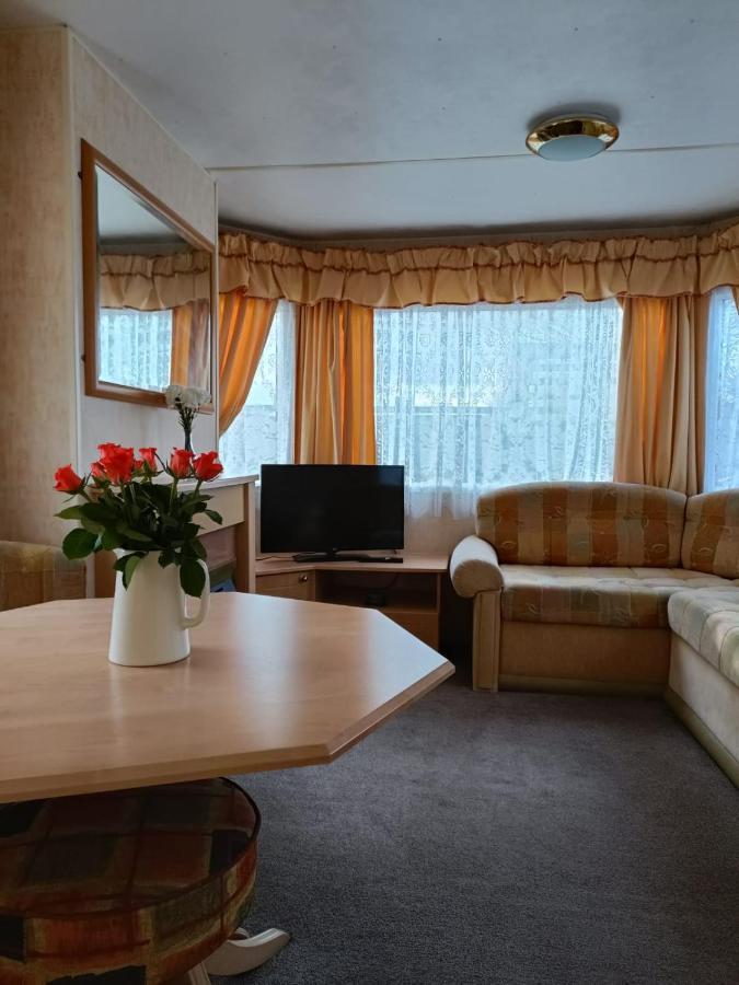 Rhosfeillion Static Caravan Apartment Llangefni Exterior foto